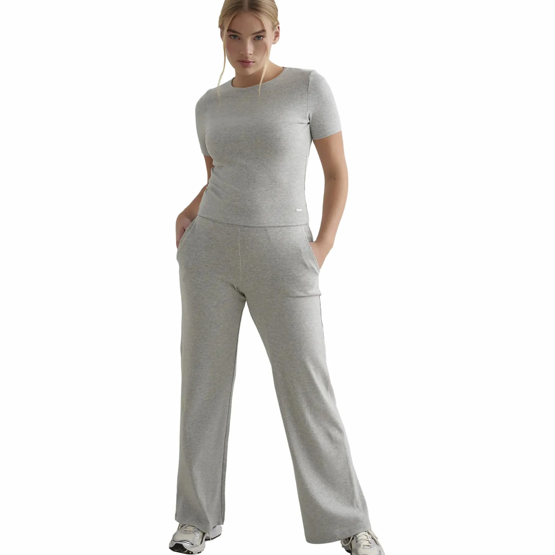 ease ribbed short sleeve<AIM´N