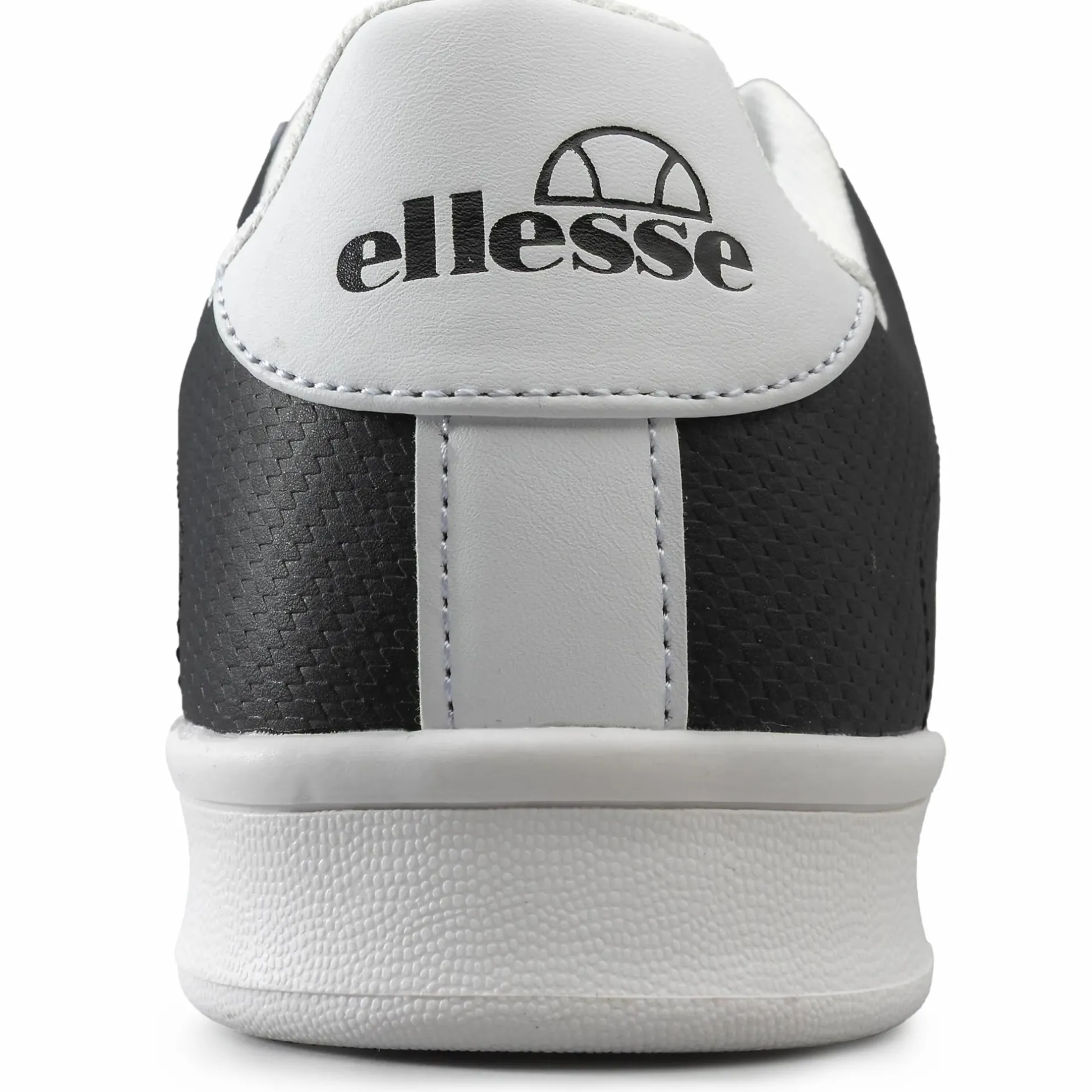 garry m<ELLESSE Best