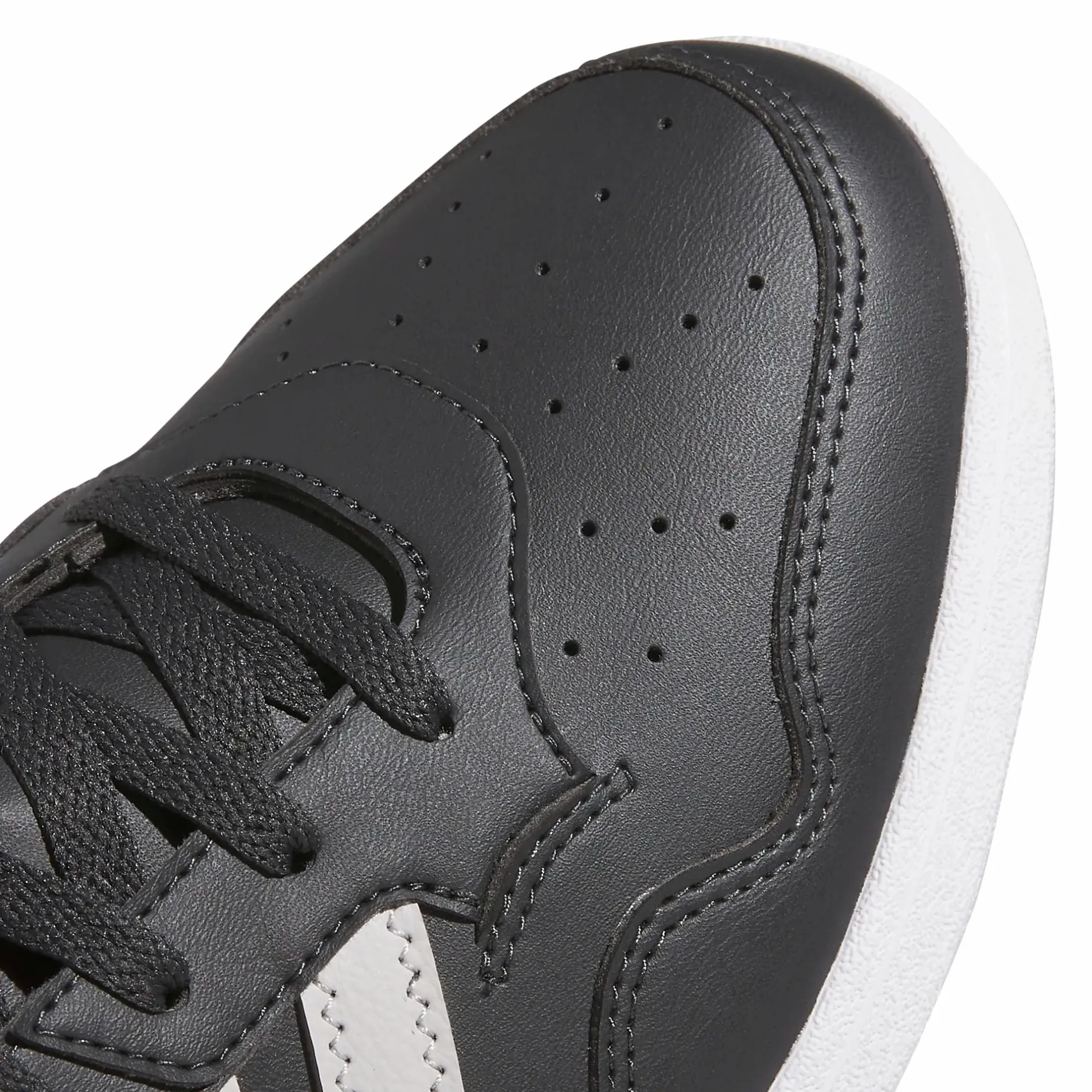 hoops 4.0 m<ADIDAS Online