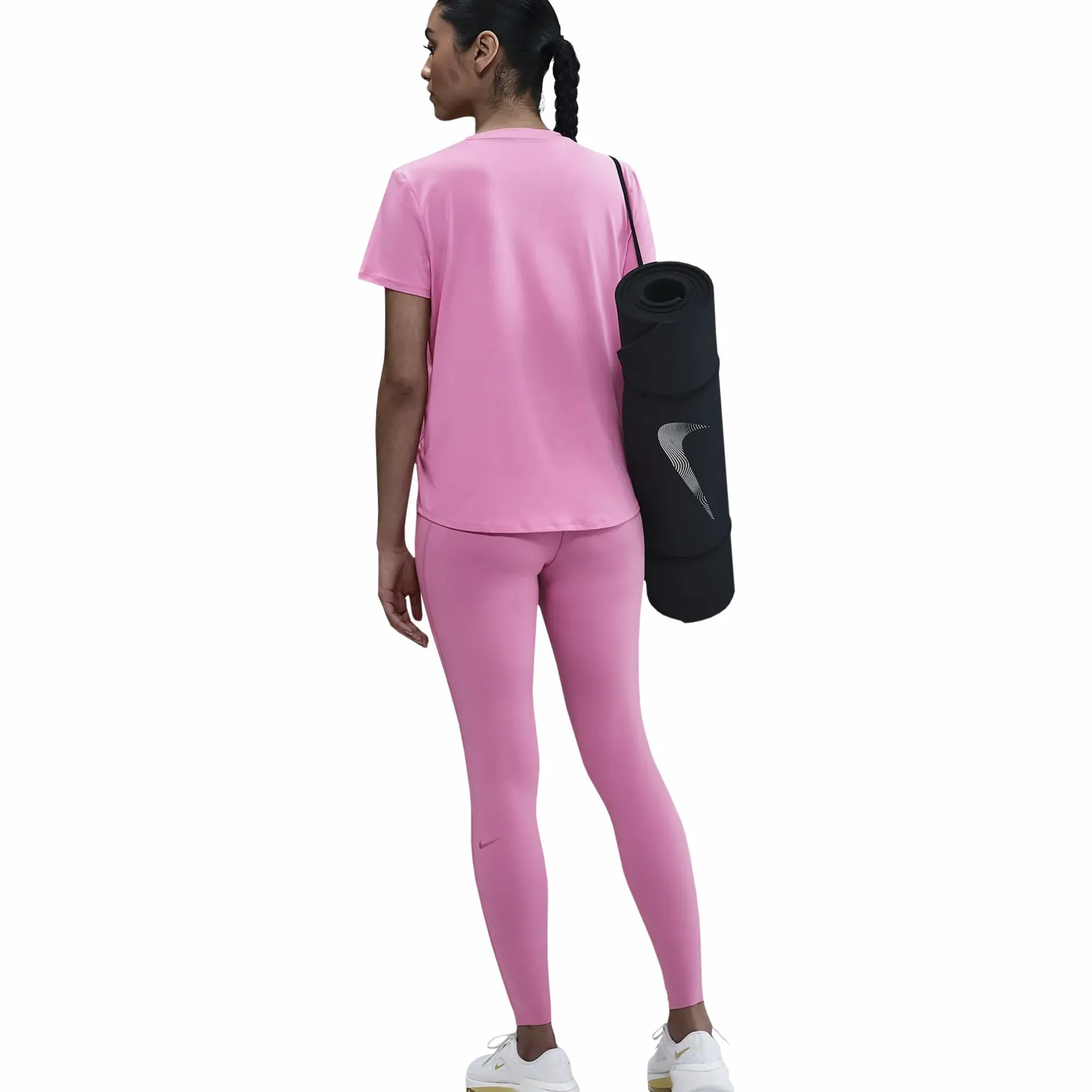 one classic women's dri-fit sh<NIKE Online