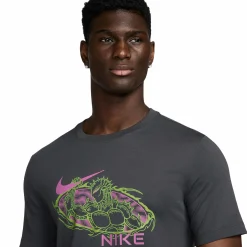 nk tee wildcard m<NIKE Hot