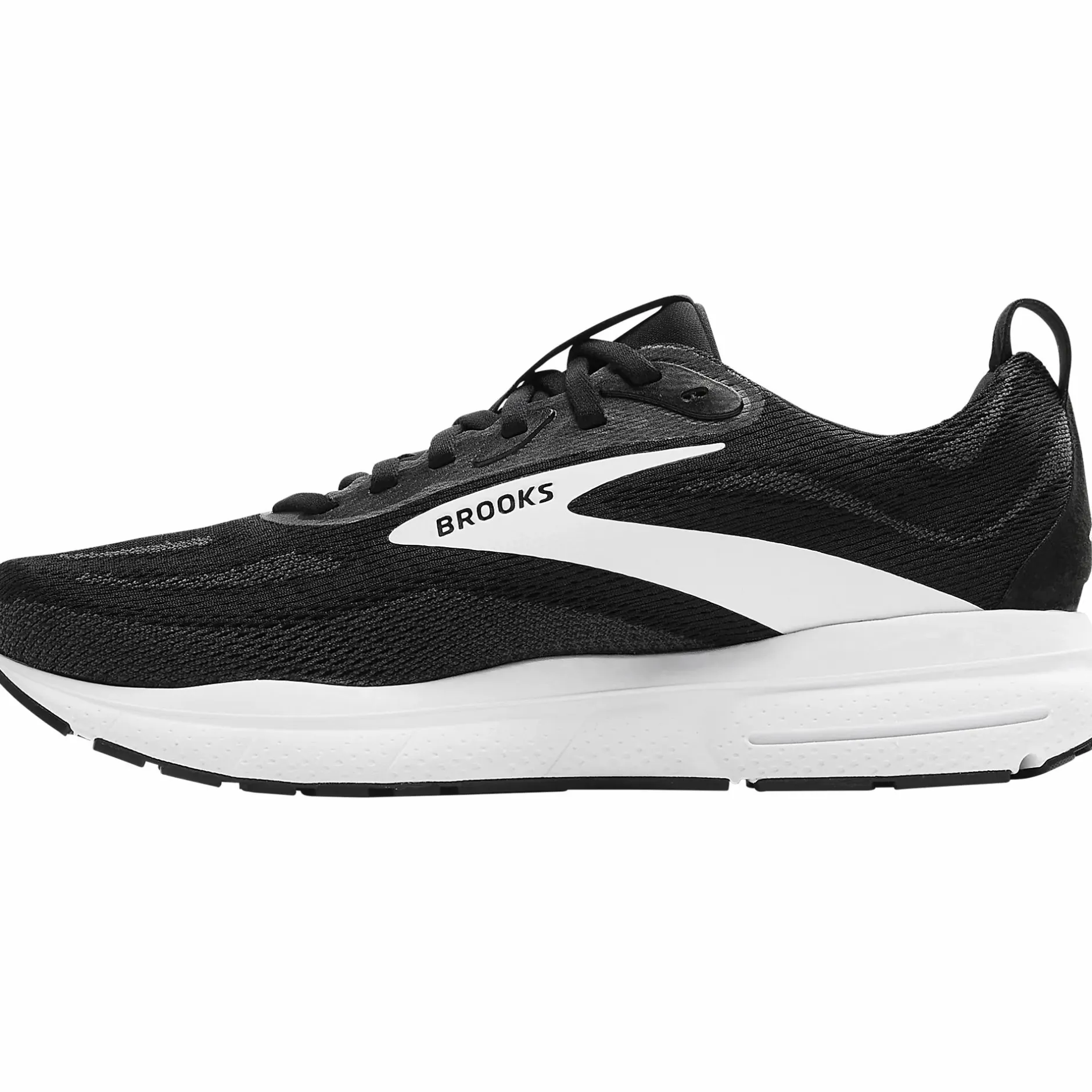 trace 4 m<BROOKS Clearance