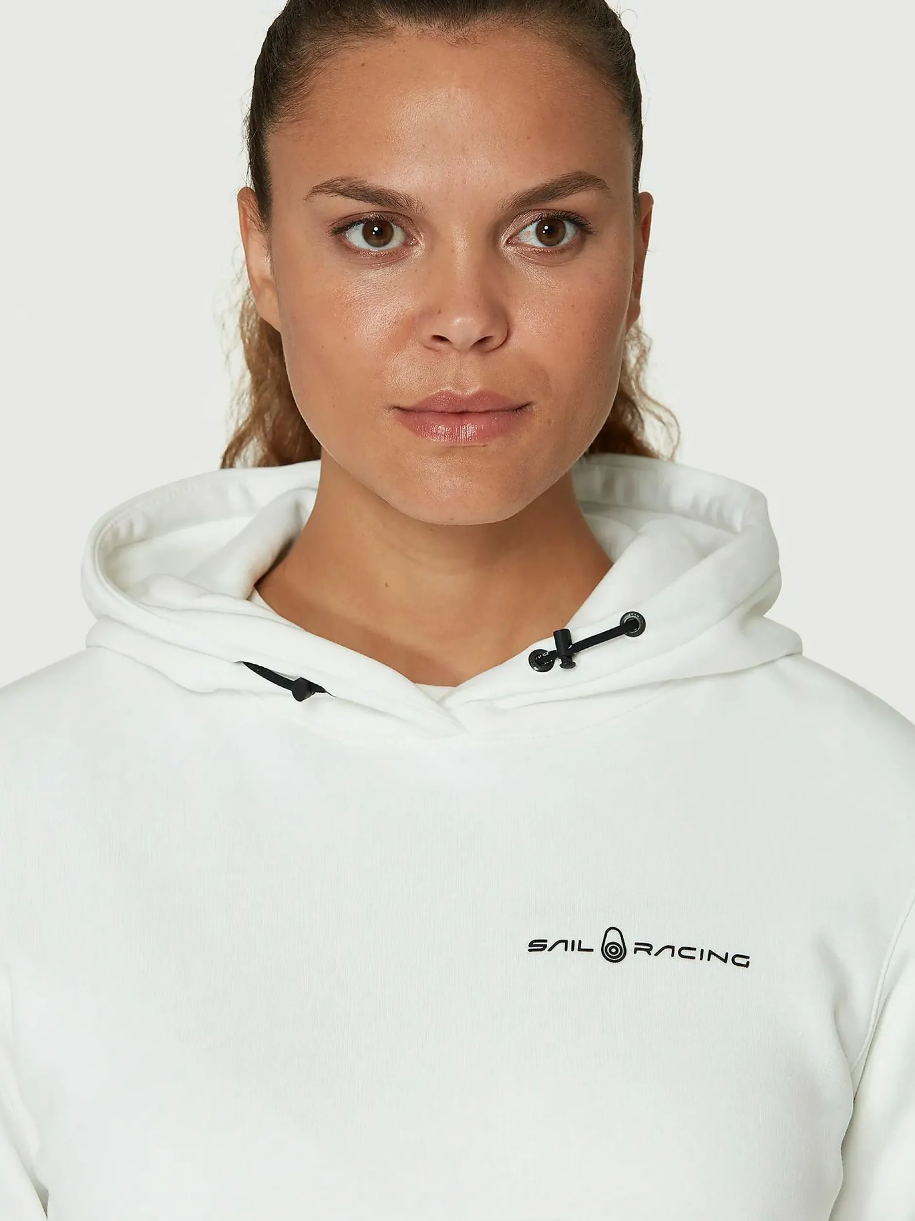 w gale logo hood<SAIL RACING Online